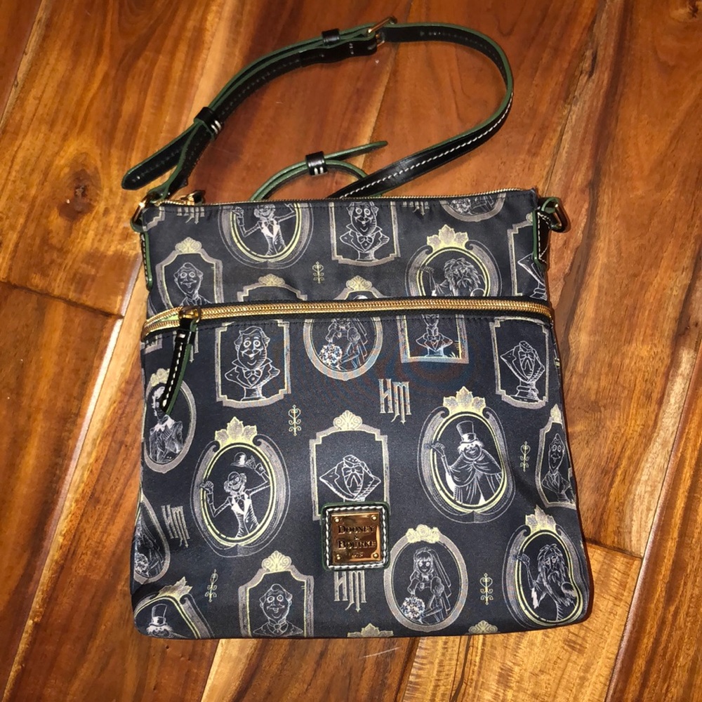 D&B Disney Haunted Mansion